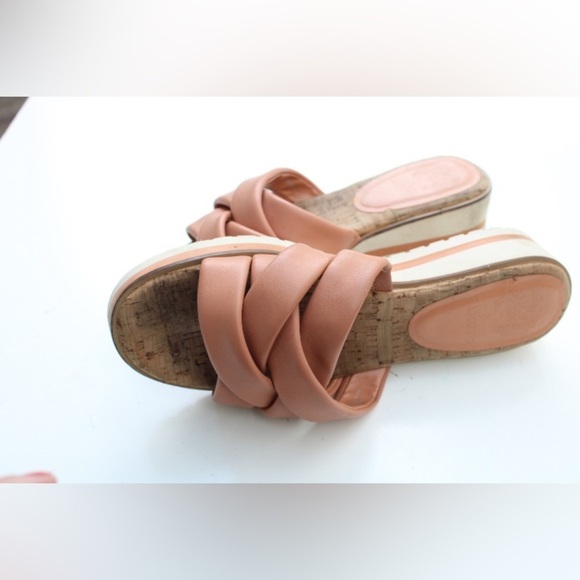 Vince Camuto slide sandals - Picture 3 of 11